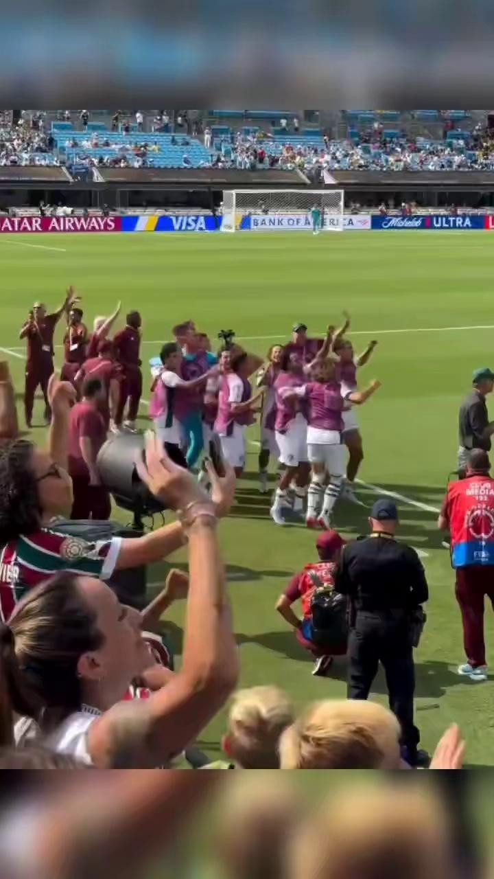 穆雷爆冷击败皇家马德里，势不可挡引爆全场！的简单介绍-AYX CHINA